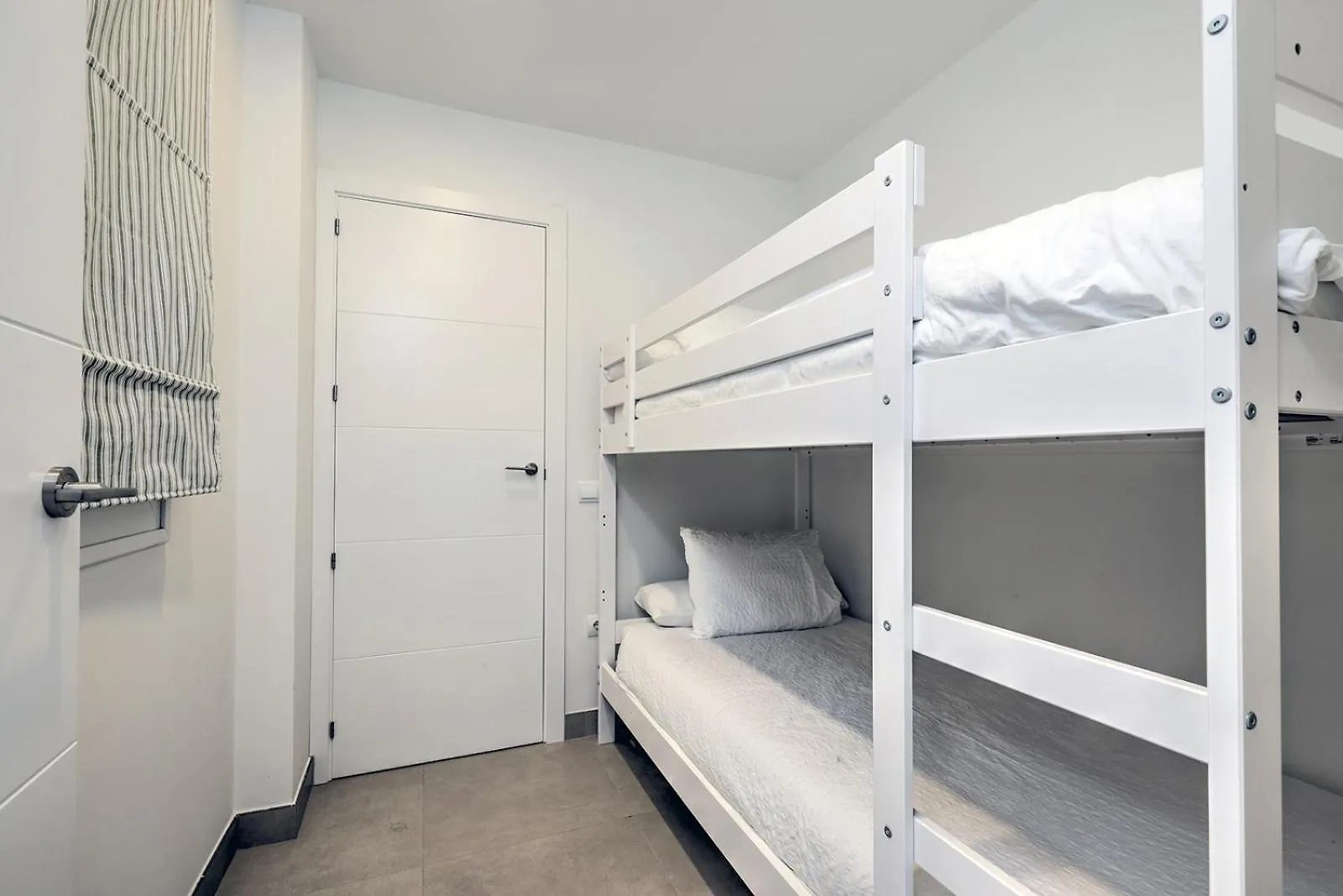 Apartment Cadiz - Gerenoveerd Appartement Met Groot Balkon & Zeezicht 埃斯特波纳