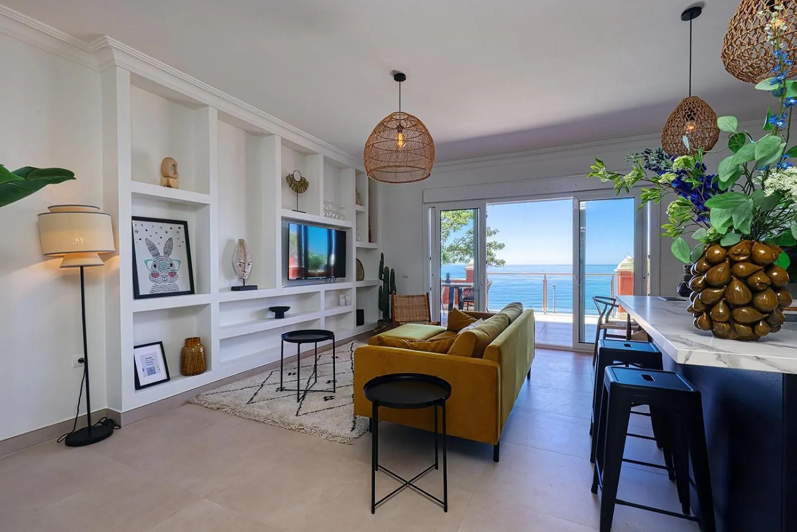 Apartment Cadiz - Gerenoveerd Appartement Met Groot Balkon & Zeezicht Estepona